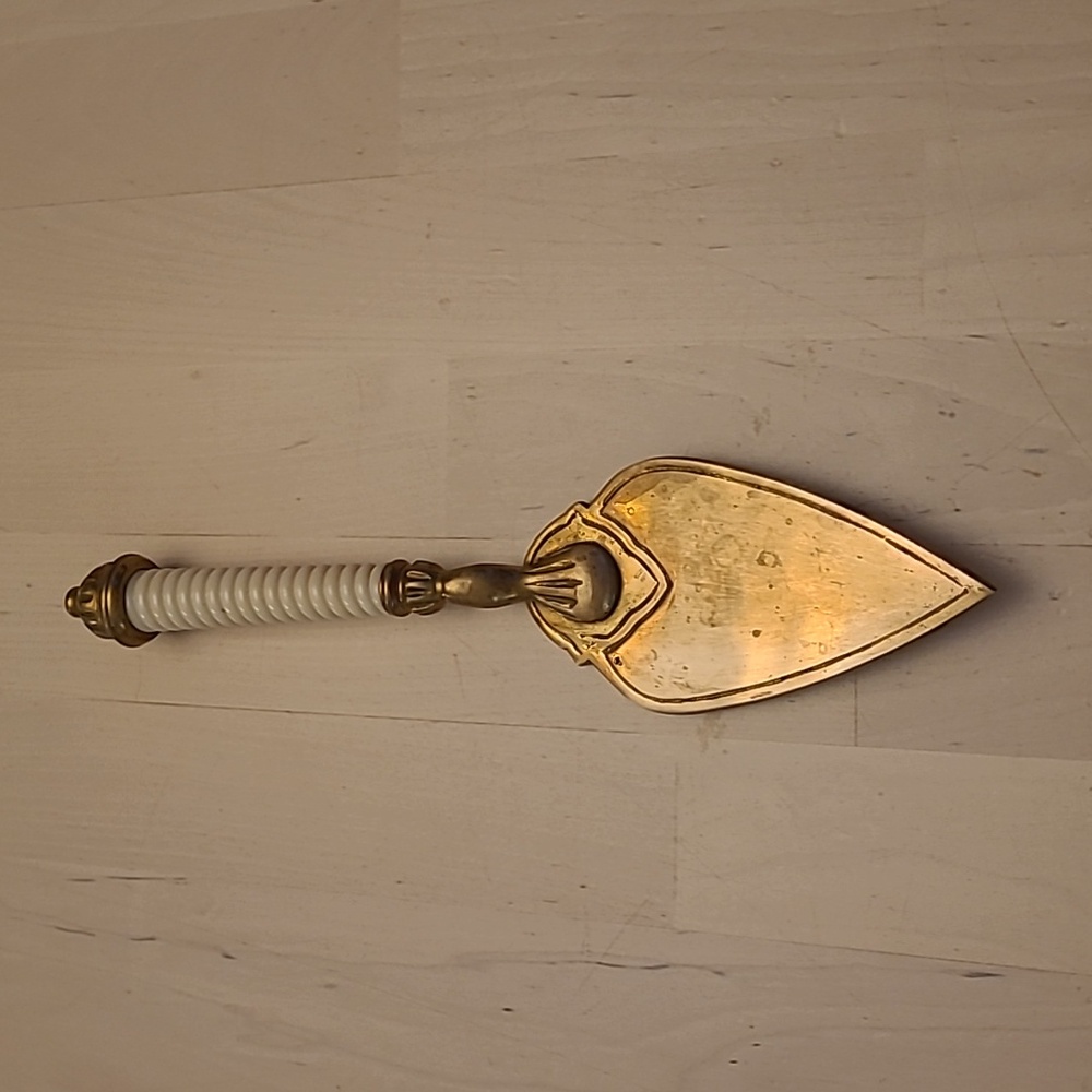 VTG Art Deco Brass Cake Serving Piece with White Handle with Velvet Storage Bag